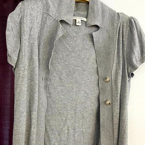 Banana republic gray short sleeve top with button